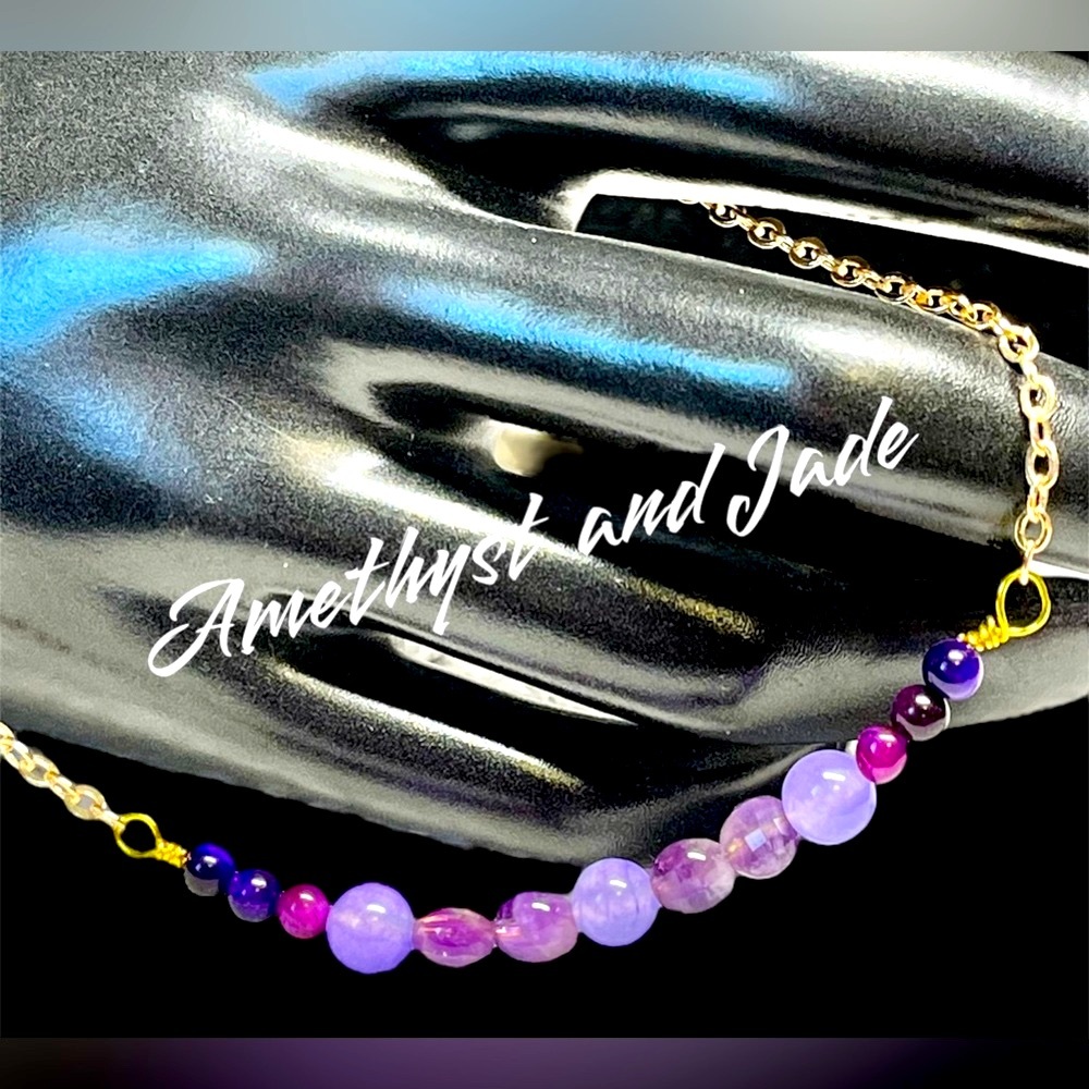 Stunning genuine gemstone necklace 17”